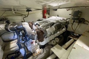 58ft Mares Yacht For Sale