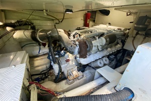 58ft Mares Yacht For Sale