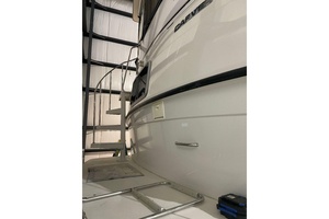 37ft Carver Yacht For Sale