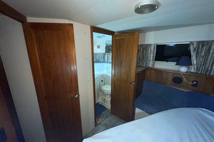 37ft Carver Yacht For Sale
