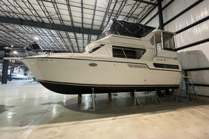 37ft Carver Yacht For Sale