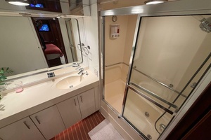 75FT (22M) HATTERAS