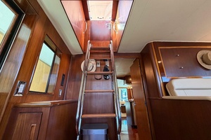 75FT (22M) HATTERAS