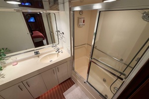75FT (22M) HATTERAS