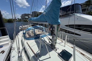 38ft Moody Yacht For Sale