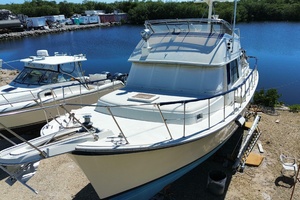 42ft Hatteras Yacht For Sale
