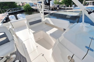 33ft Cobia Yacht For Sale