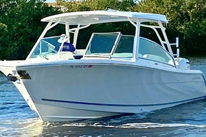 33ft Cobia Yacht For Sale