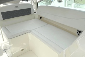 33ft Cobia Yacht For Sale