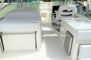 33ft Cobia Yacht For Sale