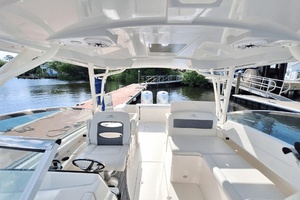 33ft Cobia Yacht For Sale