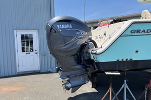 33ft Grady White Yacht For Sale