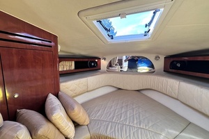 28ft Sea Ray Yacht For Sale