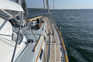 MOONRACER 60ft Little Harbor Yacht For Sale