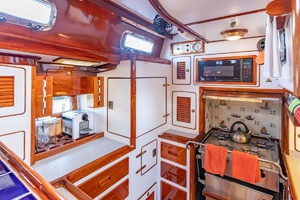 MOONRACER 60ft Little Harbor Yacht For Sale