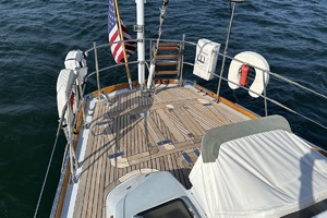 MOONRACER 60ft Little Harbor Yacht For Sale