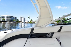 27ft Chaparral Yacht For Sale