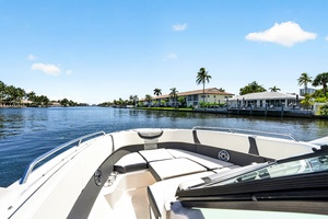 27ft Chaparral Yacht For Sale
