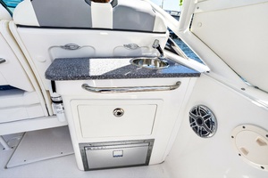 27ft Chaparral Yacht For Sale