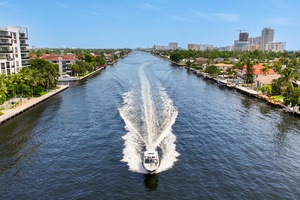 27ft Chaparral Yacht For Sale