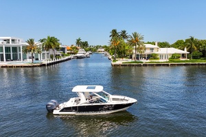 27ft Chaparral Yacht For Sale