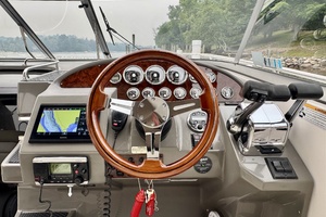 35ft Regal Yacht For Sale