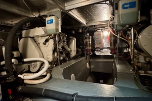 Liquid Assets 44ft Carver Yacht For Sale