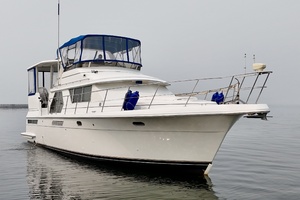 Liquid Assets 44ft Carver Yacht For Sale