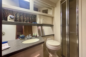 Liquid Assets 44ft Carver Yacht For Sale
