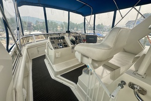 Liquid Assets 44ft Carver Yacht For Sale