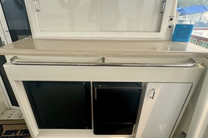 Liquid Assets 44ft Carver Yacht For Sale