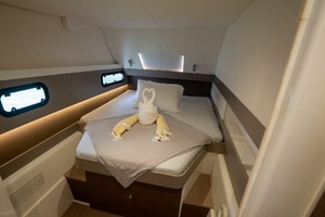 View Finder 39ft Bali Yacht For Sale