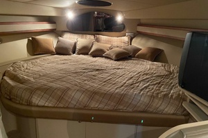 33ft Cruisers Yachts Yacht For Sale