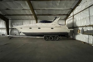 33ft Cruisers Yachts Yacht For Sale