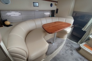 33ft Cruisers Yachts Yacht For Sale