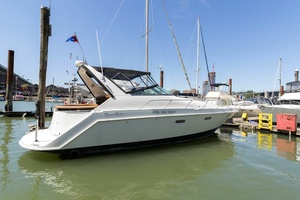 39ft Chris Craft Yacht For Sale