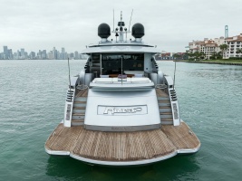 Miura 90ft Pershing Yacht For Sale