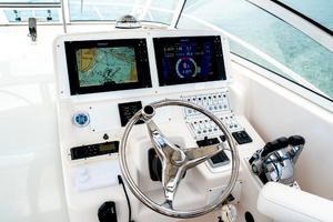 32ft Pro Line Yacht For Sale
