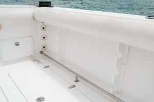 32ft Pro Line Yacht For Sale