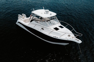 32ft Pro Line Yacht For Sale
