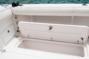 32ft Pro Line Yacht For Sale