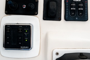32ft Pro Line Yacht For Sale