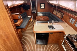 Second Wind 38ft Hunter Yacht For Sale
