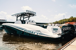 ANDIAMO 39ft Deep Impact Yacht For Sale
