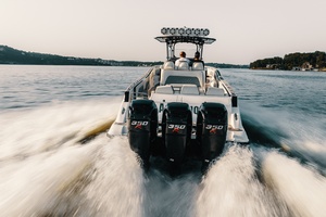 ANDIAMO 39ft Deep Impact Yacht For Sale