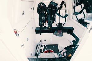 ANDIAMO 39ft Deep Impact Yacht For Sale