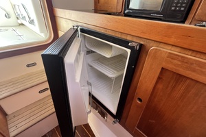 Early Light 29ft Surf Hunter Yacht For Sale