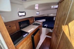 Early Light 29ft Surf Hunter Yacht For Sale