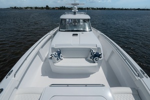 TORO 40ft Powercat Yacht For Sale