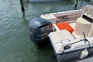 22ft Grady White Yacht For Sale